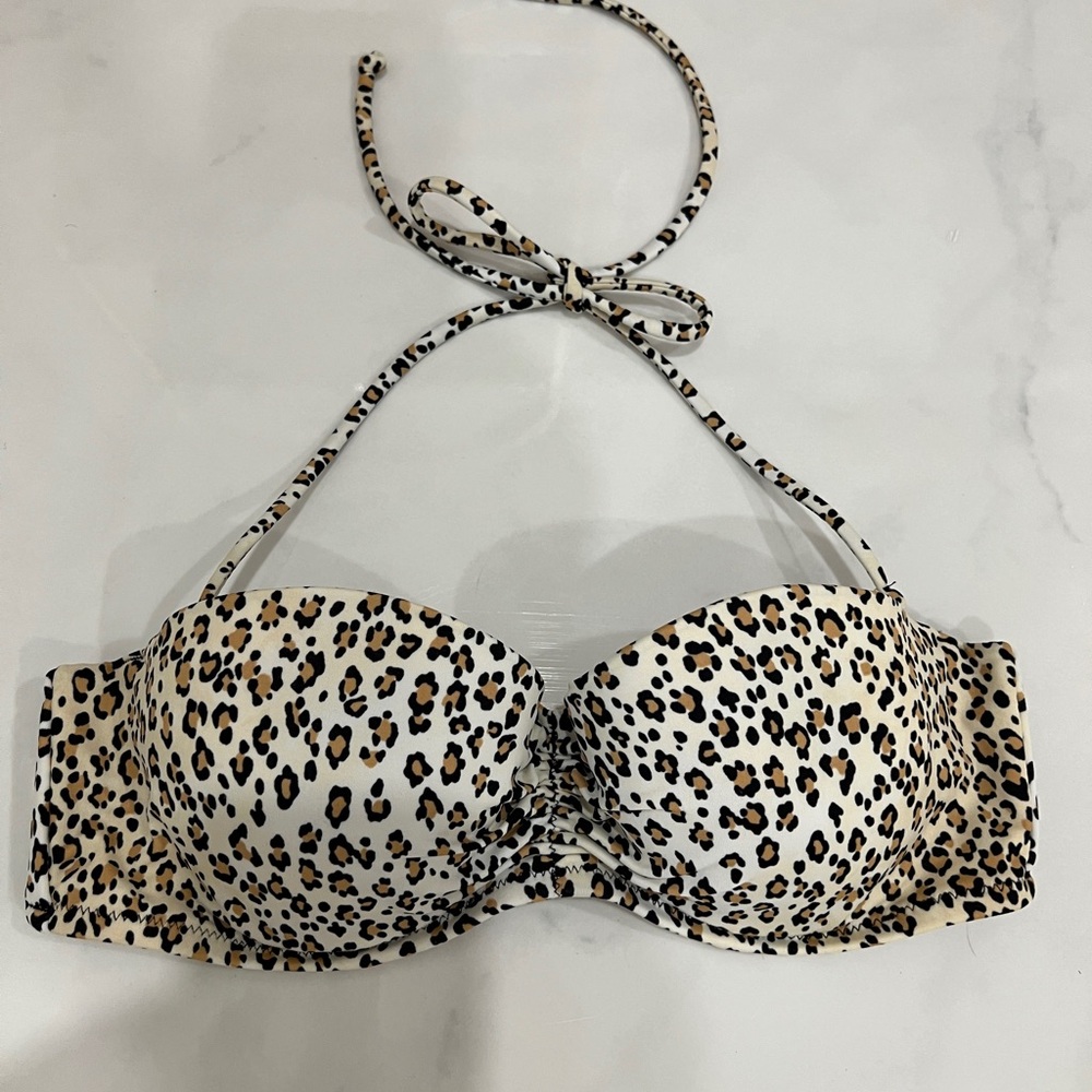 Victoria’s Secret PINK Leopard Print Bikini Top